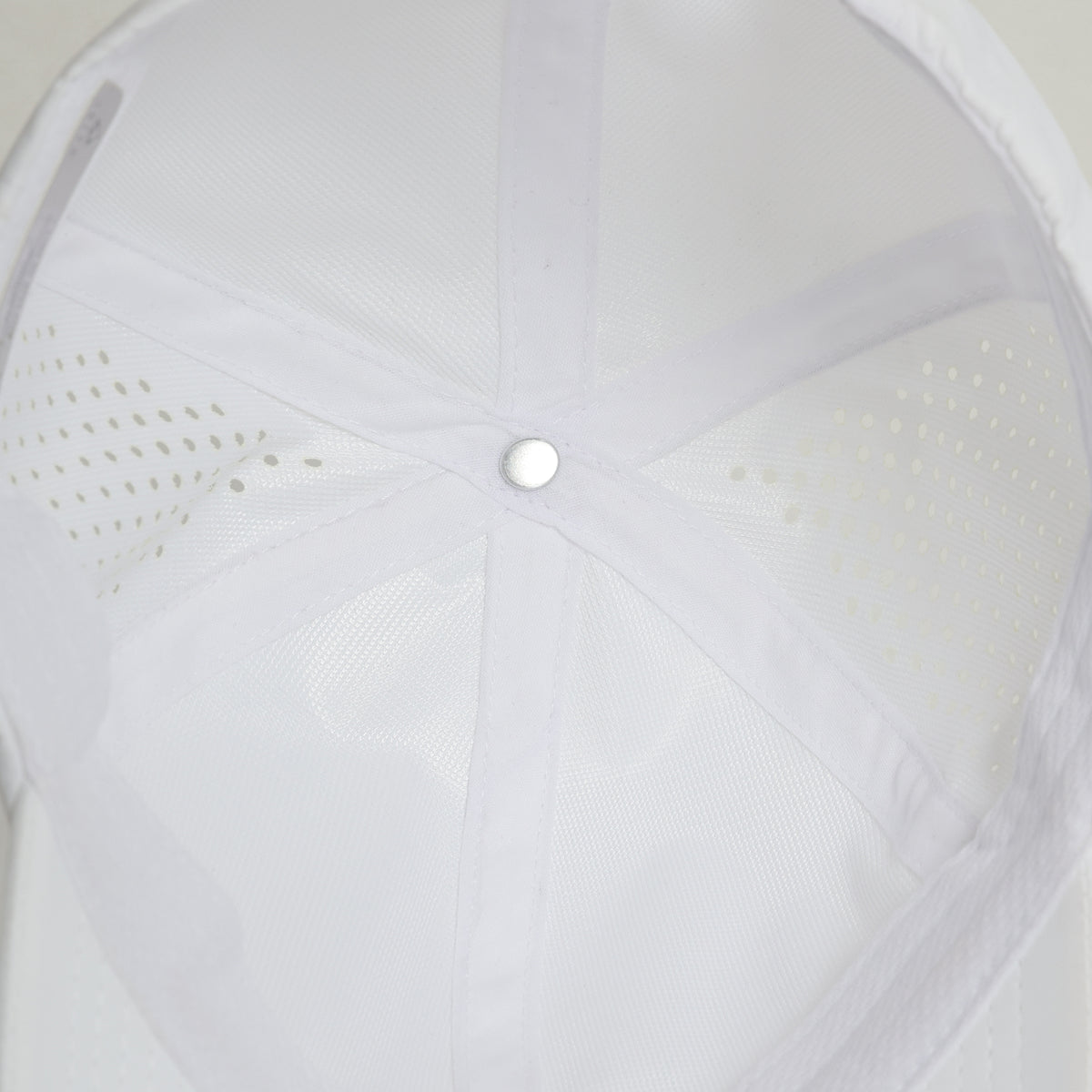 Performance Cap White