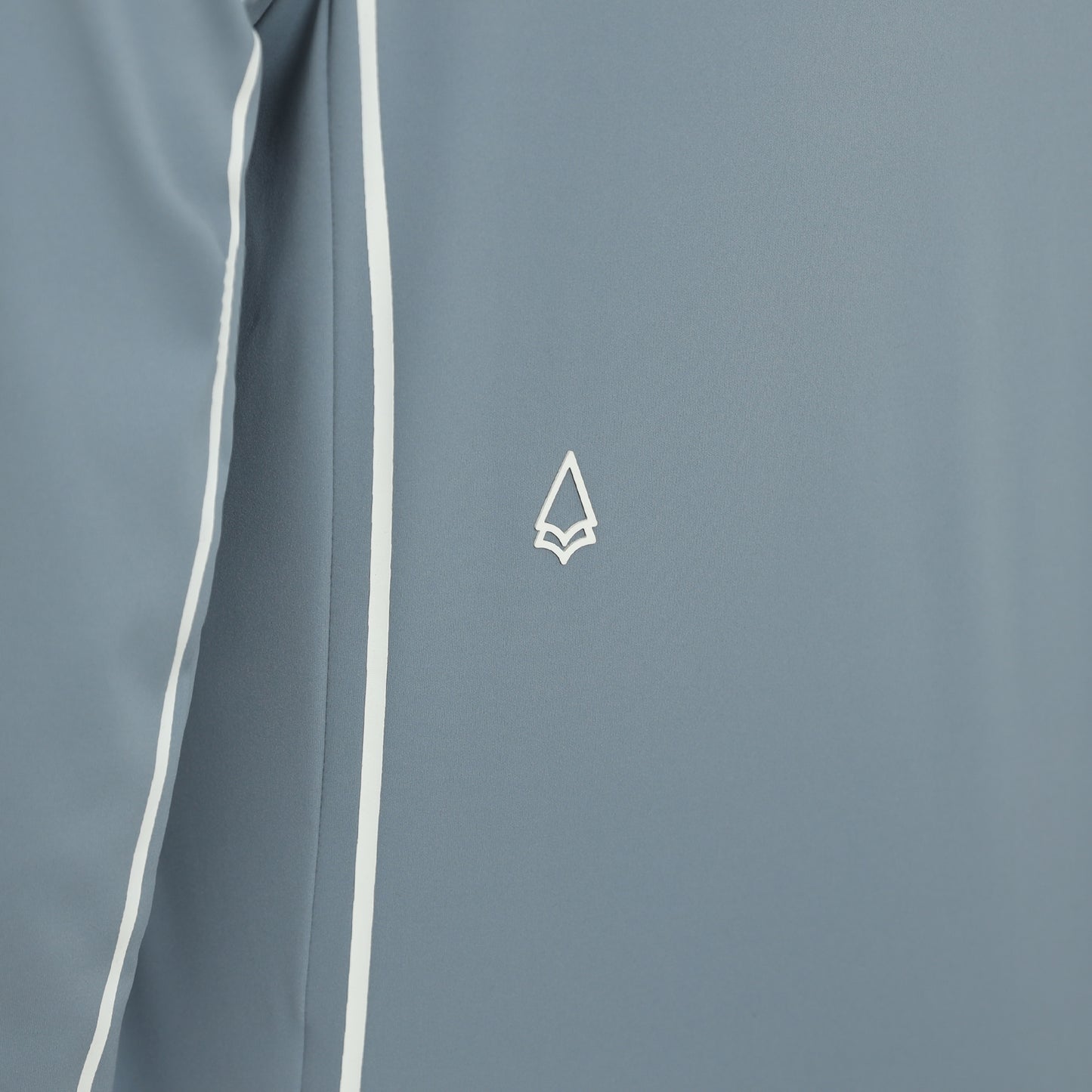 Divine Longsleeve Quarterzip Shirt